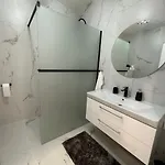 Klimatizovaný Apartmánový Dom S Vírivkou, 9a Senec