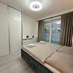 Klimatizovaný Apartmánový Dom S Vírivkou, 9a Senec