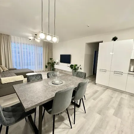 Klimatizovany Apartmanovy Dom S Virivkou, 9a Casa vacanze