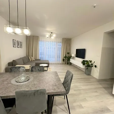 Klimatizovany Apartmanovy Dom S Virivkou, 9a