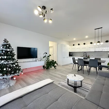 Klimatizovaný Apartmánový Dom S Vírivkou, 9a