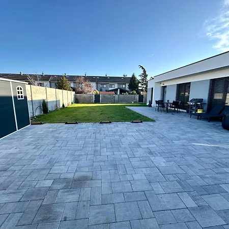 Klimatizovany Apartmanovy Dom S Virivkou, 9a Casa vacanze