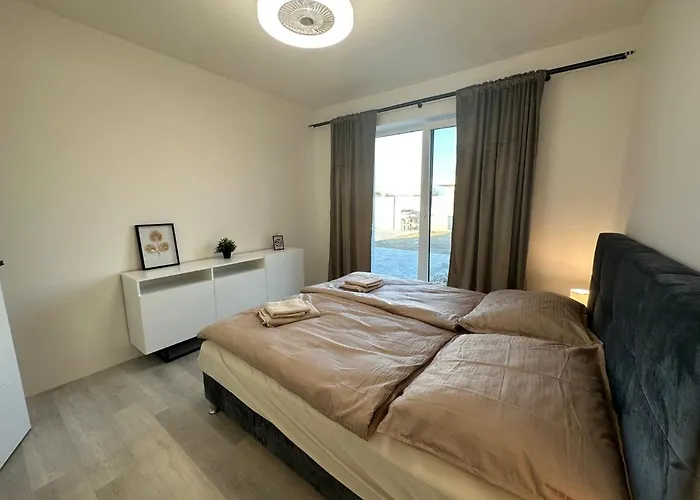 Klimatizovany Apartmanovy Dom S Virivkou, 9a 塞内奇