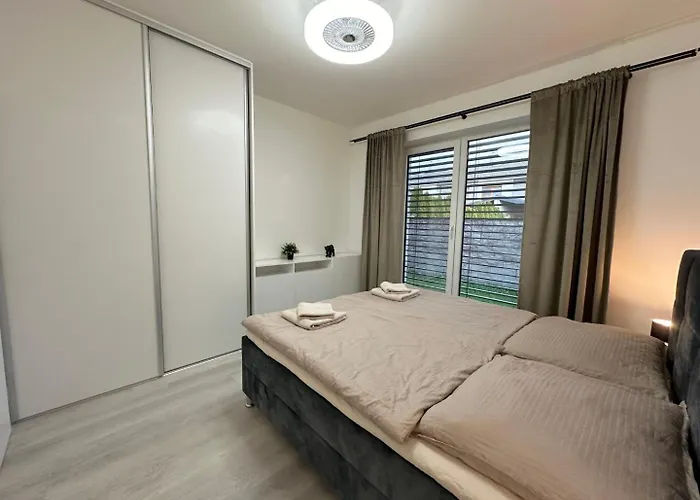 Klimatizovany Apartmanovy Dom S Virivkou, 9a 塞内奇