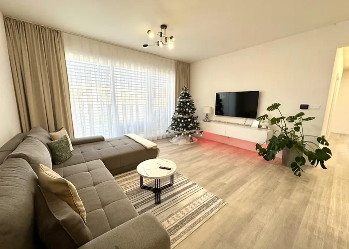 Klimatizovany Apartmanovy Dom S Virivkou, 9a 度假居 塞内奇