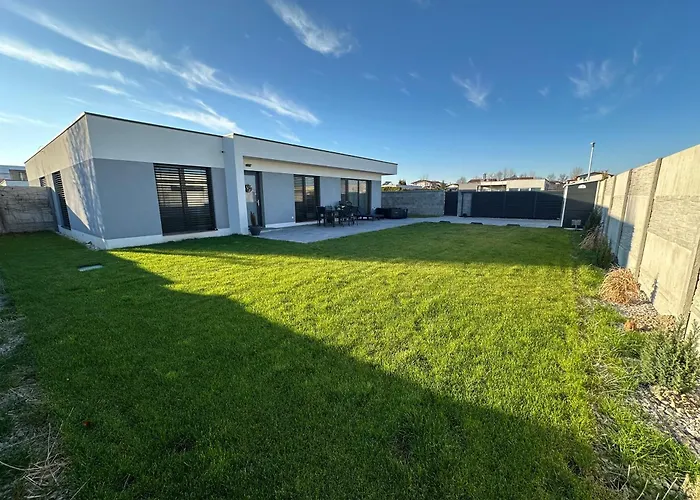 度假居 Klimatizovany Apartmanovy Dom S Virivkou, 9a *